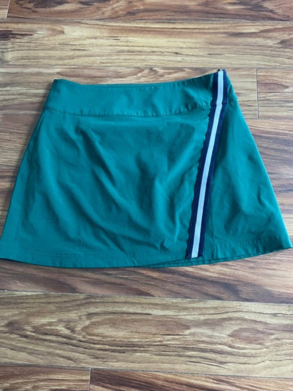 Vineyard Vines Women's Pocketed Line Skort, Teal Blue, Small Size